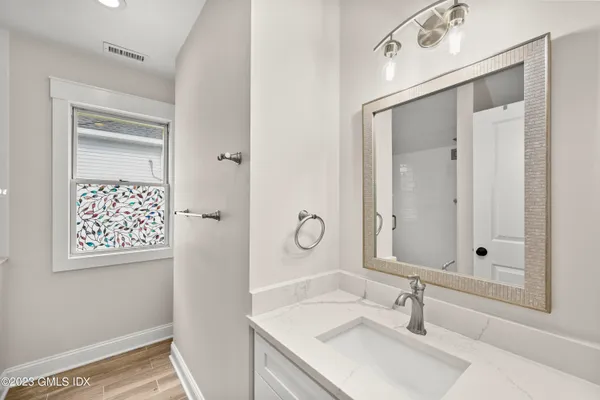 $4,700 | 54 Dunn Avenue, Stamford, CT 06905