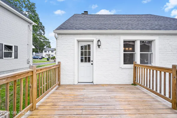 $4,700 | 54 Dunn Avenue, Stamford, CT 06905