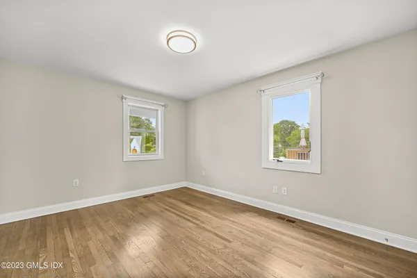 $4,700 | 54 Dunn Avenue, Stamford, CT 06905