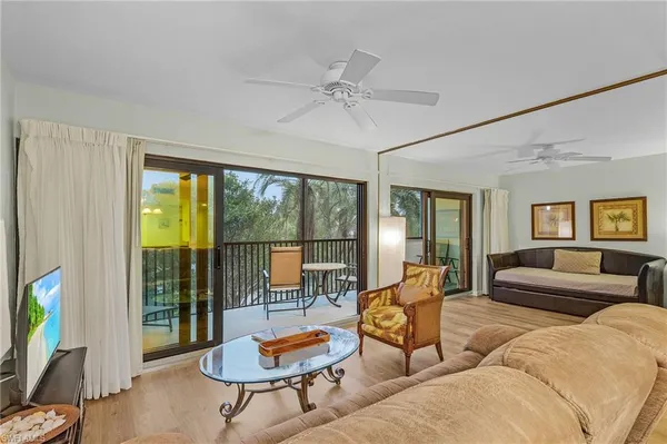 $308,000 | 600 Neapolitan Way, Unit 349, Naples, FL 34103