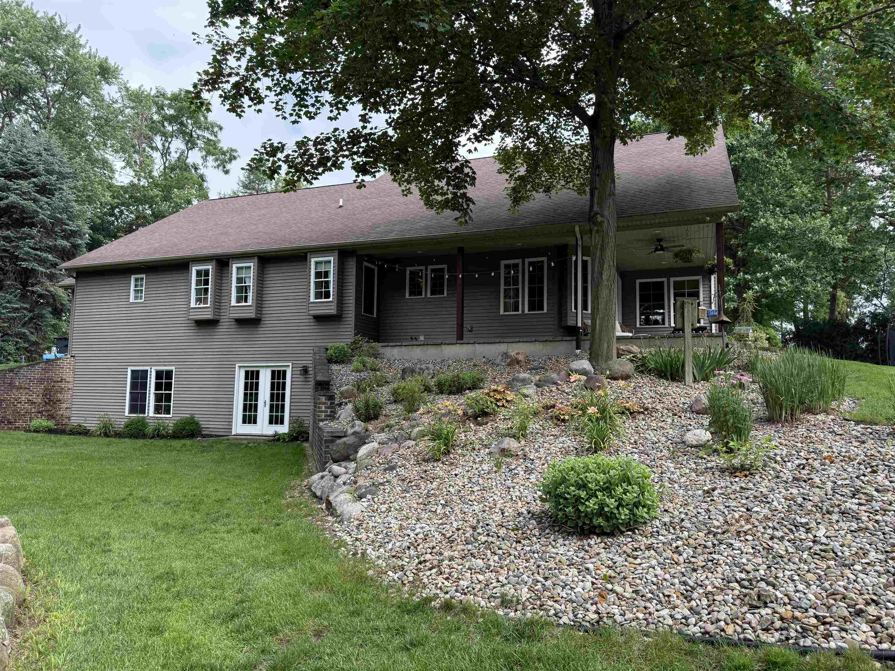 705 North River Road Bristol, IN 46507 - Photo 4 of 14