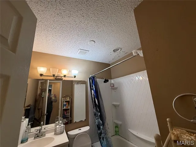 $159,900 | 12988 Ox Bow Lane, St. Louis, MO 63138