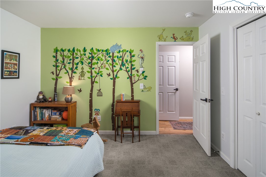 73 Walter Ridge Road West Jefferson, NC 28694 - Photo 29 of 39