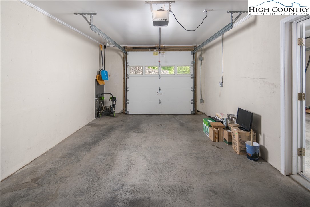 73 Walter Ridge Road West Jefferson, NC 28694 - Photo 35 of 39