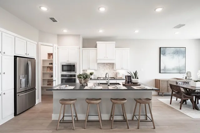 $582,215 | 31931 Wind Rdg Drive, Fulshear, TX 77441