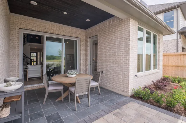 $582,215 | 31931 Wind Rdg Drive, Fulshear, TX 77441