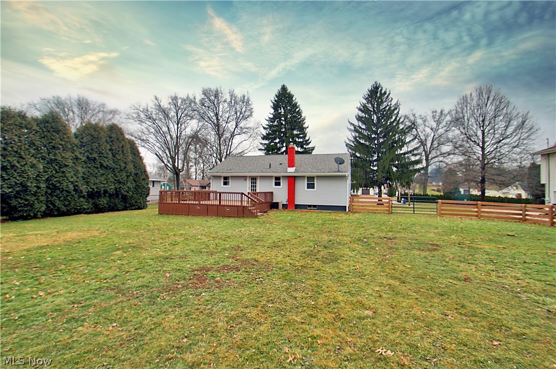 607 Gougler Road Akron, OH 44319 - Photo 26 of 27 Semi private back yard.