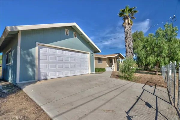 $685,000 | 19124 Glenwood Avenue, Riverside, CA 92508