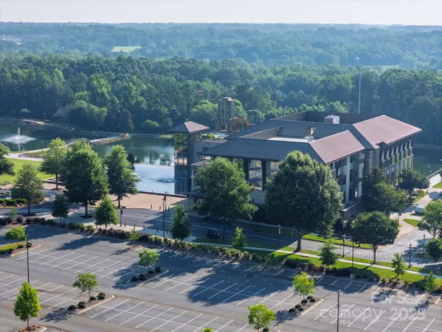 $699,900 | 3911 Horsham Street, Fort Mill, SC 29707