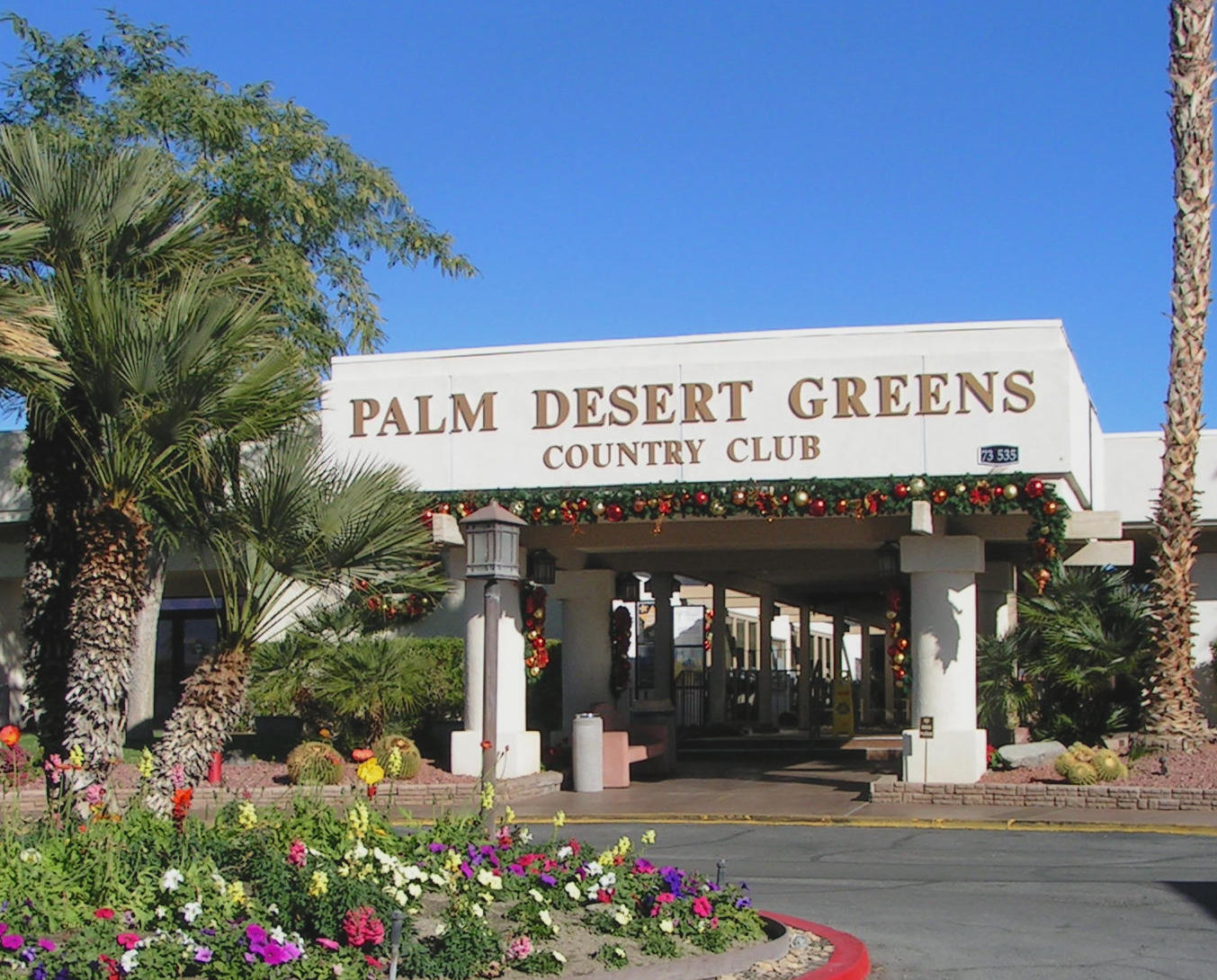 1 Palm Desert Greens Logo