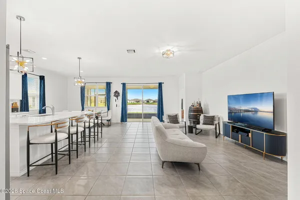 $2,500 | 1586 Criswell Lane Southeast, Palm Bay, FL 32909