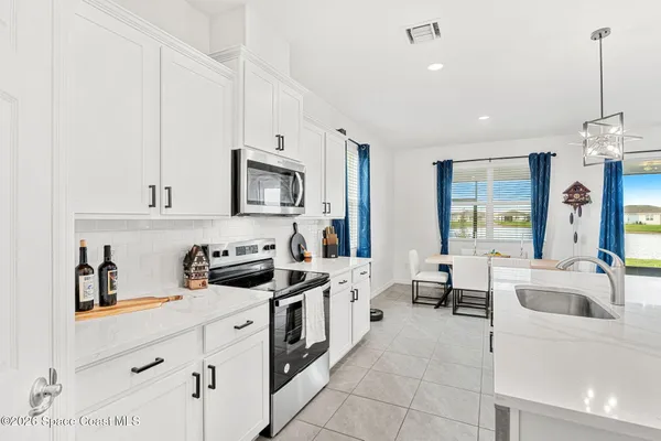 $2,500 | 1586 Criswell Lane Southeast, Palm Bay, FL 32909