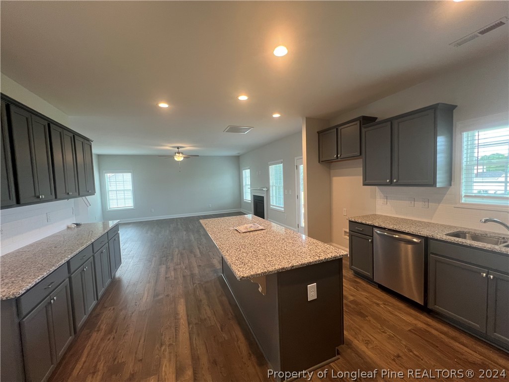 4275 Dock View Road Fayetteville, NC 28306 - Photo 4 of 18 Gallery Image 4