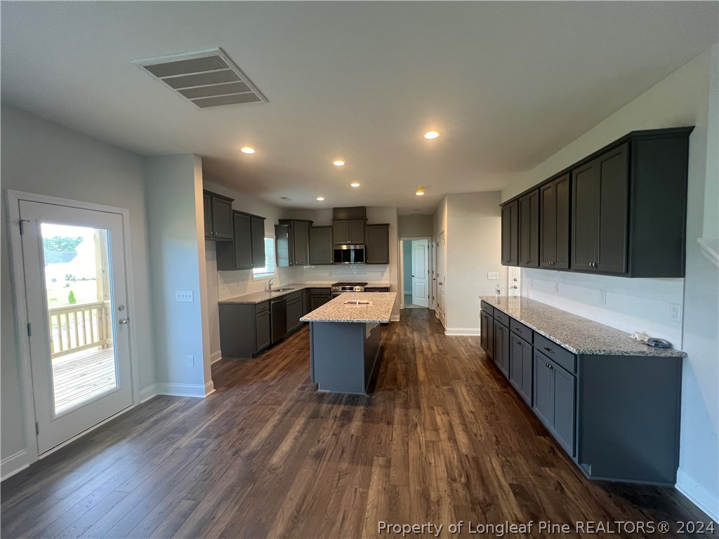 4275 Dock View Road Fayetteville, NC 28306 - Photo 5 of 18 Gallery Image 5