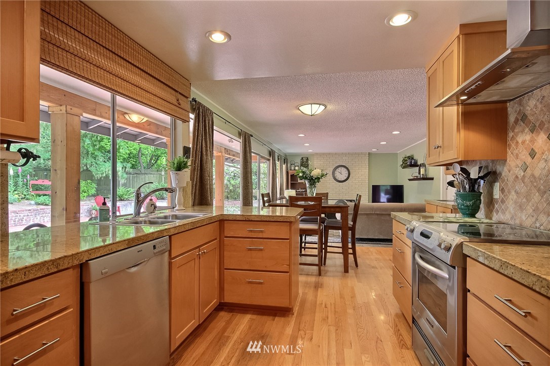14510 Southeast 167th Street Renton, WA 98058 - Photo 10 of 25 Gallery Image 10