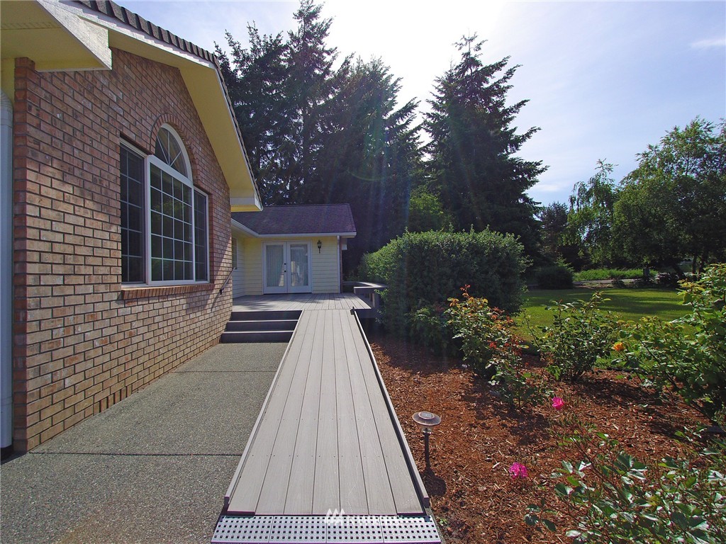292 Williamson Road Sequim, WA 98382 - Photo 2 of 25