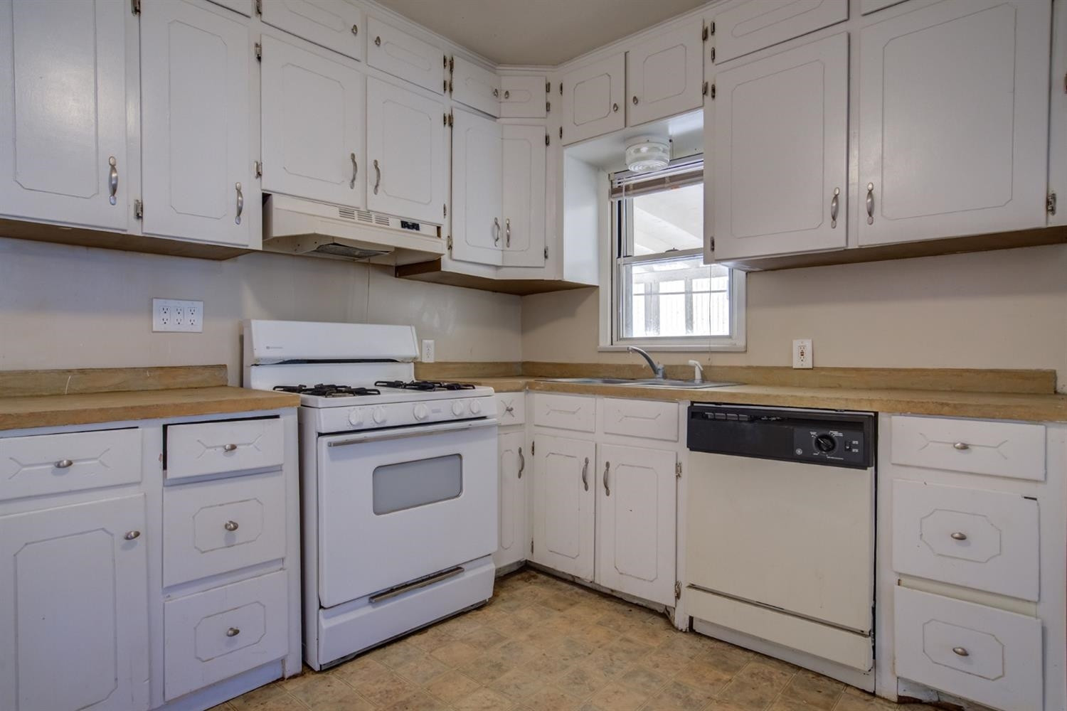 2418 23rd Street Lubbock, TX 79411 - Photo 8 of 24 Photo 8