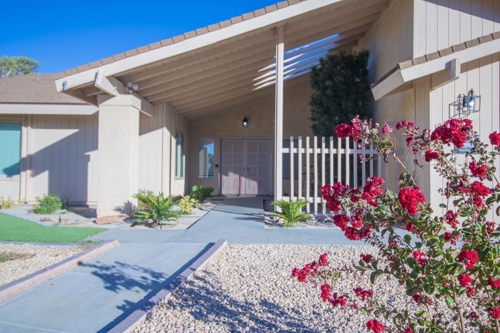 1018 North Sierra View Street Ridgecrest, CA 93555 - Photo 3 of 50