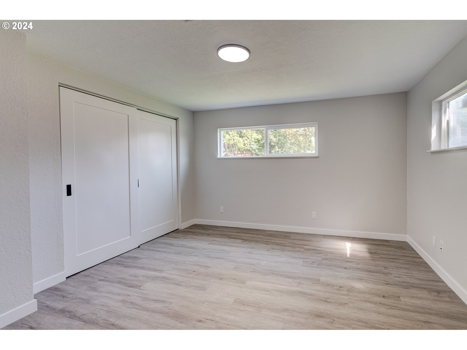 2215 Fisher Road Northeast Salem, OR 97305 - Photo 17 of 33 Gallery Image 17