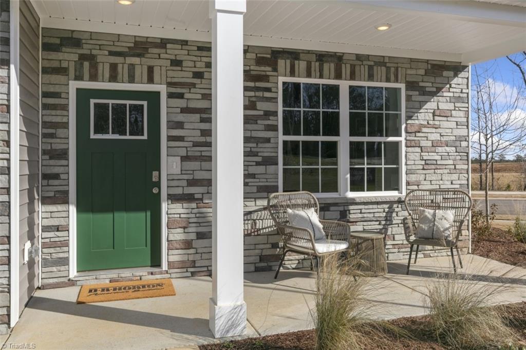 260 Rhett Avenue, Unit 124 Lexington, NC 27295 - Photo 3 of 36 Images are Representative.