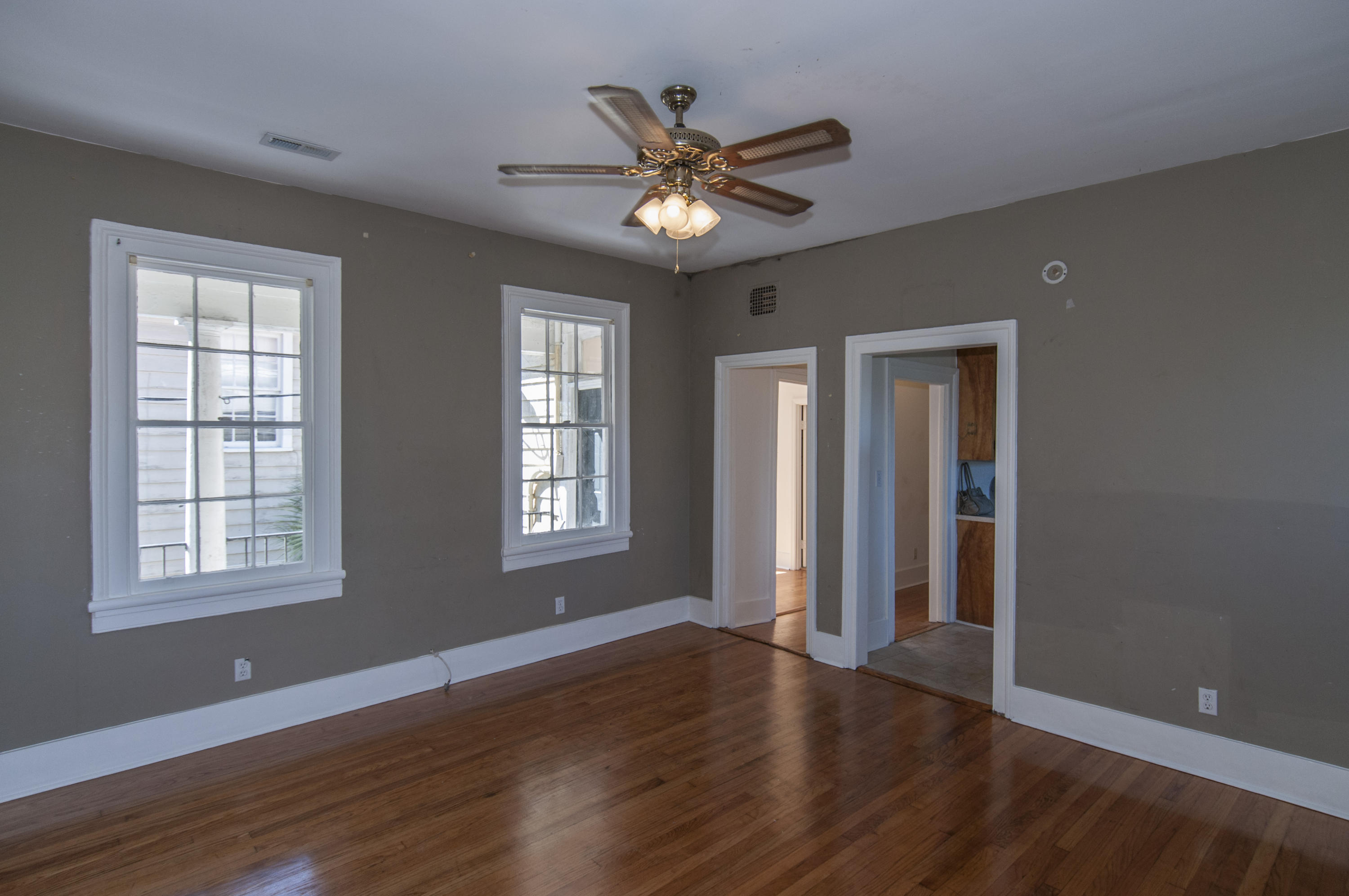 90 Radcliffe Street, Unit B Charleston, SC 29403 - Photo 14 of 24 Dining Room