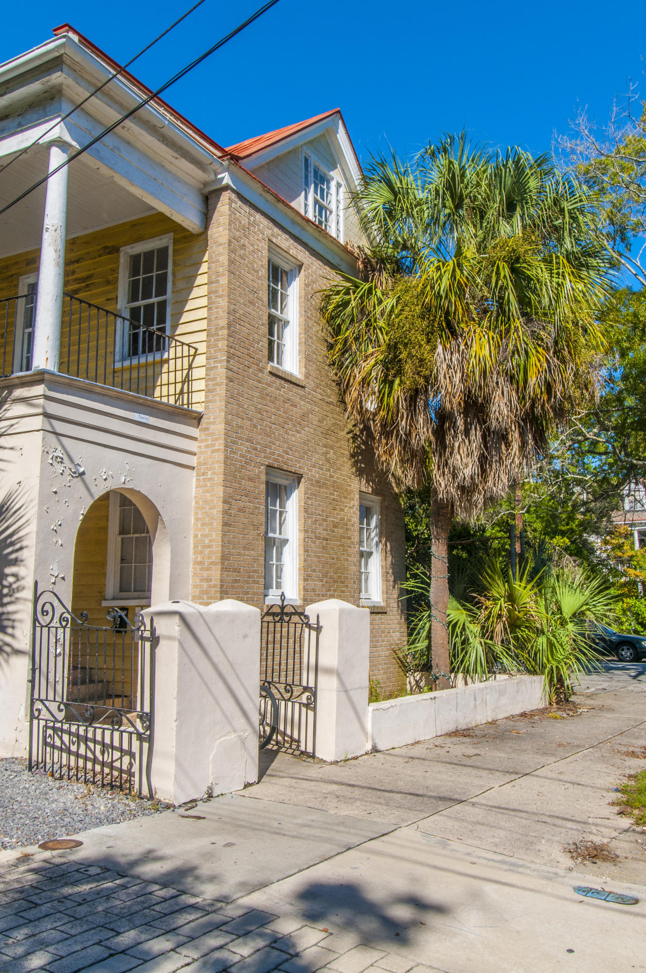 90 Radcliffe Street, Unit B Charleston, SC 29403 - Photo 3 of 24 Front