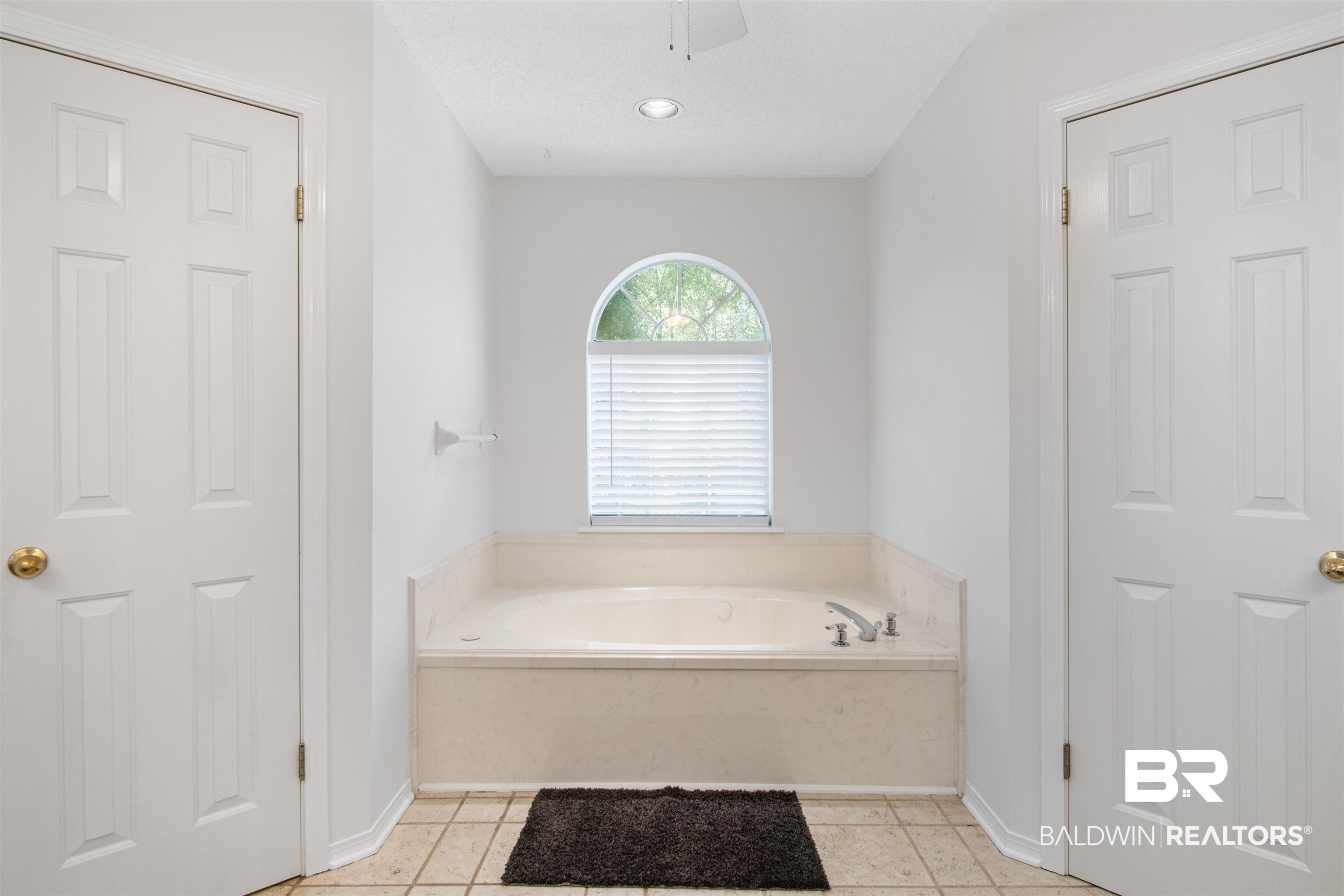 2000 Foxgate Road Mobile, AL 36695 - Photo 40 of 49