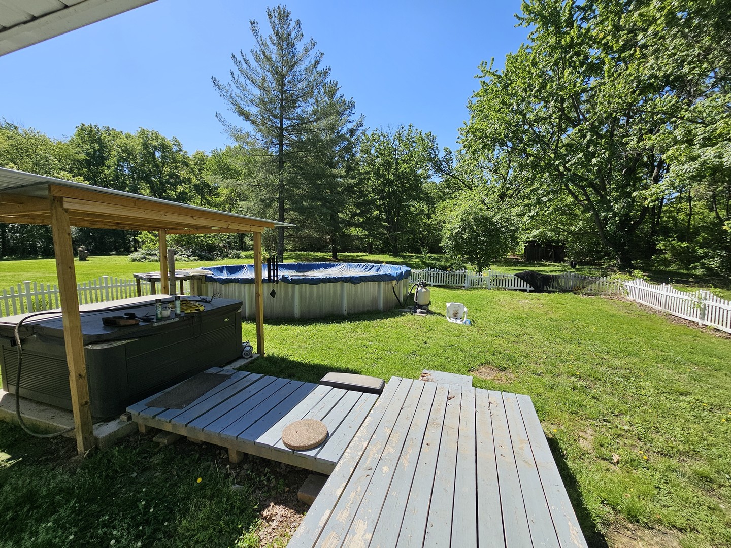 450 West Saddle Club Road Bonnie, IL 62816 - Photo 8 of 25