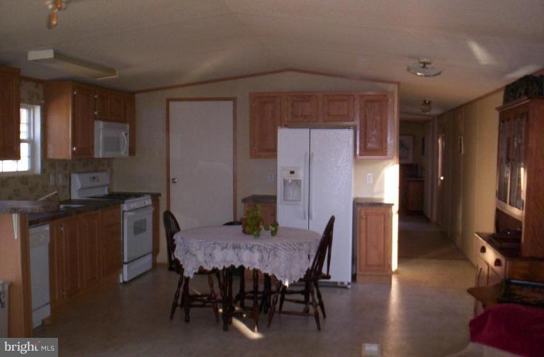 7810 Clark Road, Unit C29 Jessup, MD 20794 - Photo 3 of 7 Kitchen/Dining Room