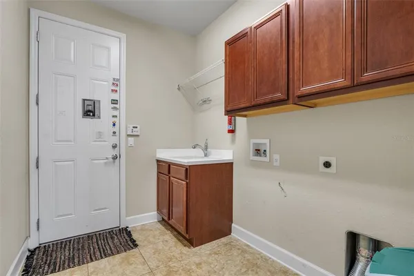 $699,000 | 524 Douglas Edward Drive, Ocoee, FL 34761