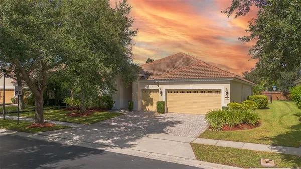 $699,000 | 524 Douglas Edward Drive, Ocoee, FL 34761