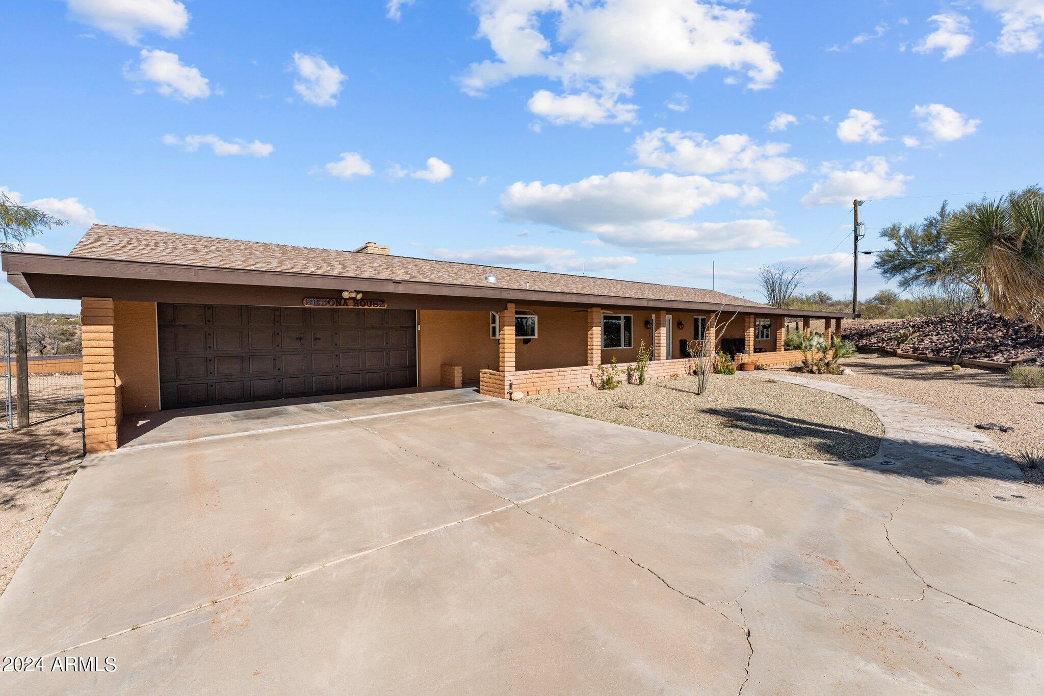 1605 North Little Stonehedge Ranch Road Wickenburg, AZ 85390 - Photo 31 of 54 1605 N Little Stonehedge Ranch Rd