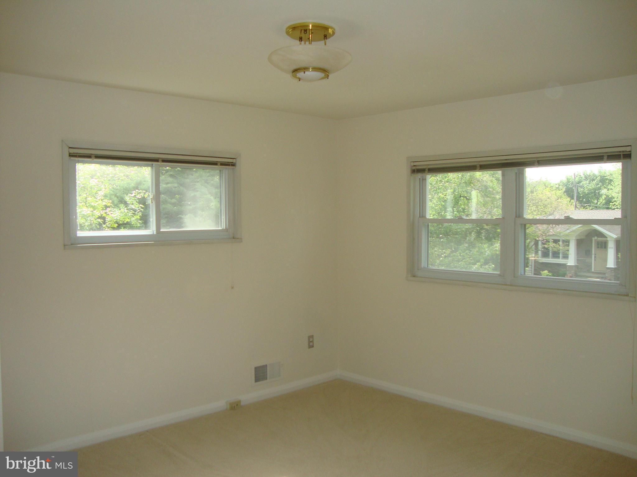 206 Burning Tree Road Lutherville-Timonium, MD 21093 - Photo 14 of 27 Bedroom