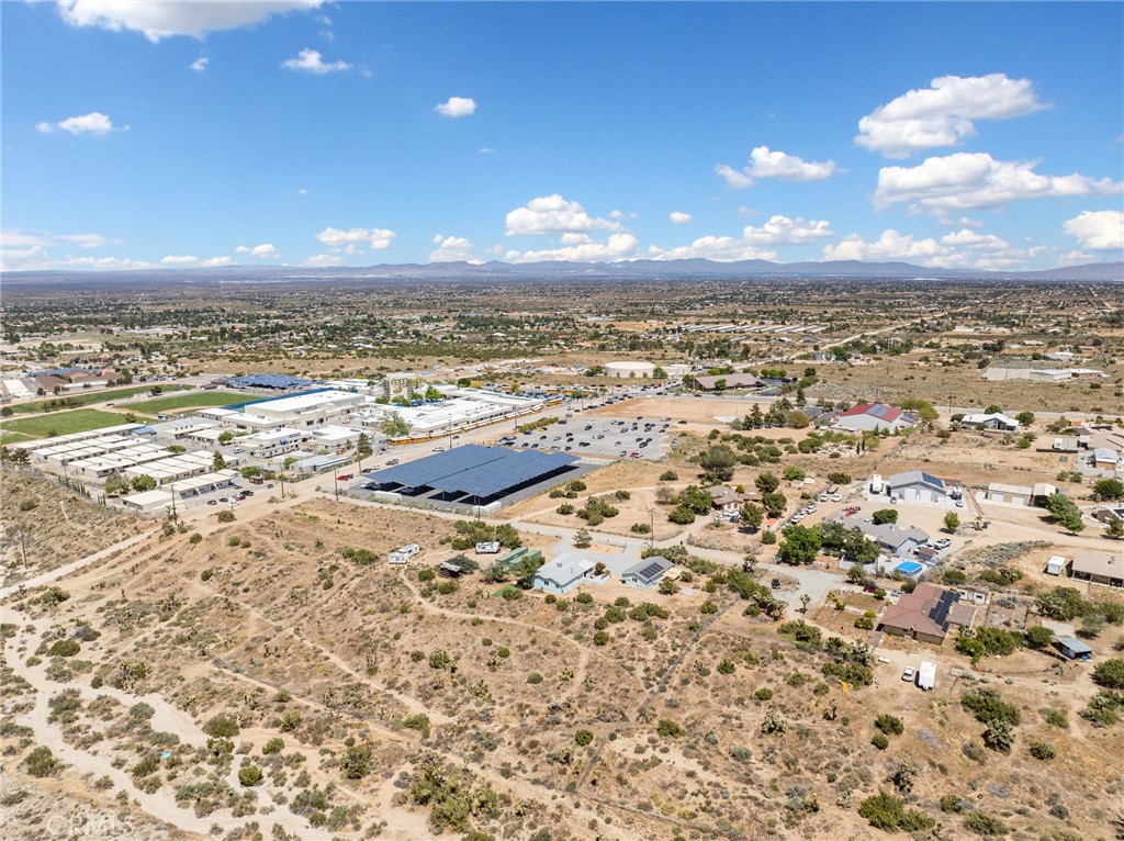 8837 Malpaso Road Phelan, CA 92371 - Photo 41 of 72