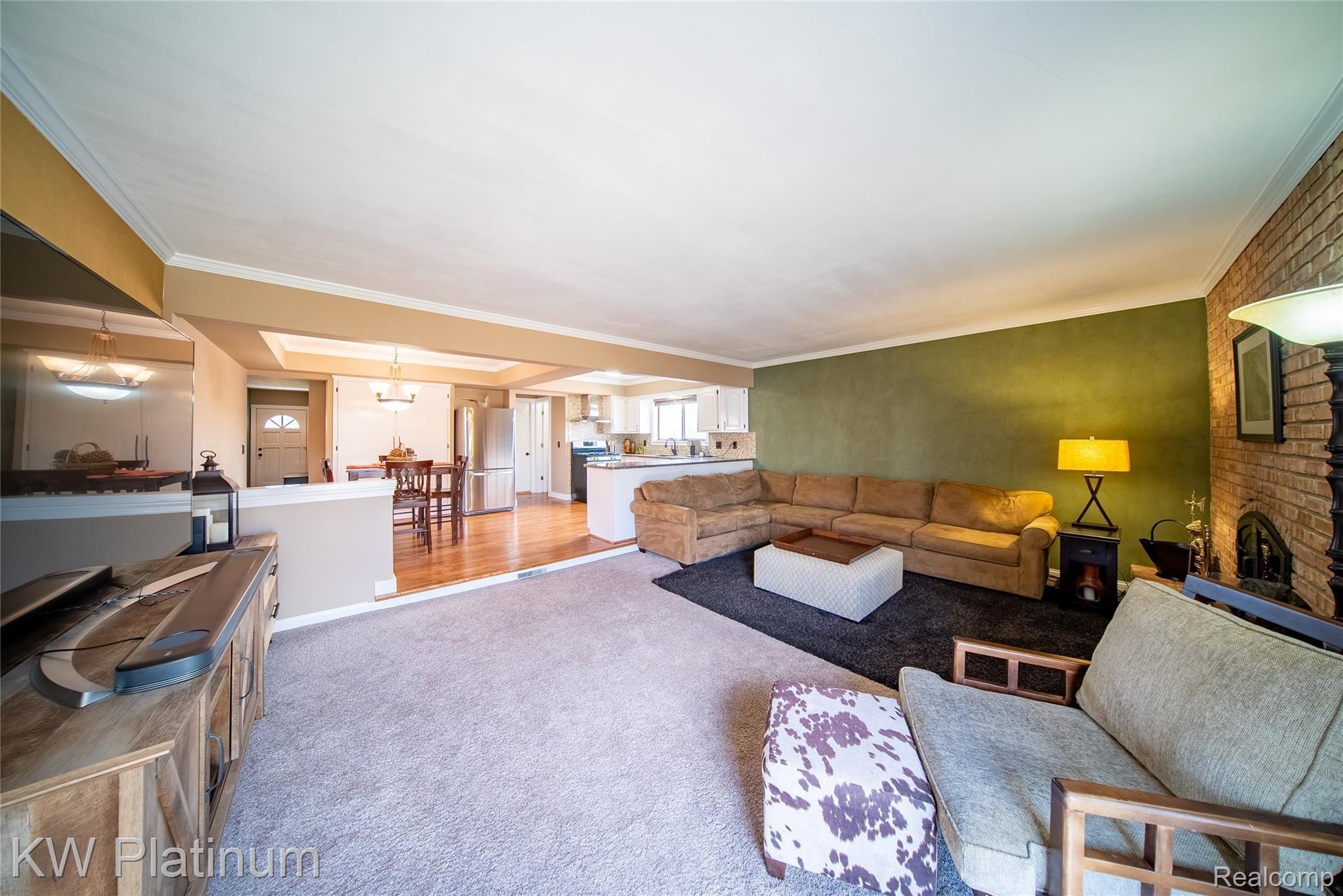 47392 Kathleen Road Macomb, MI 48044 - Photo 23 of 42 47392 Kathleen Rd-21.jpg