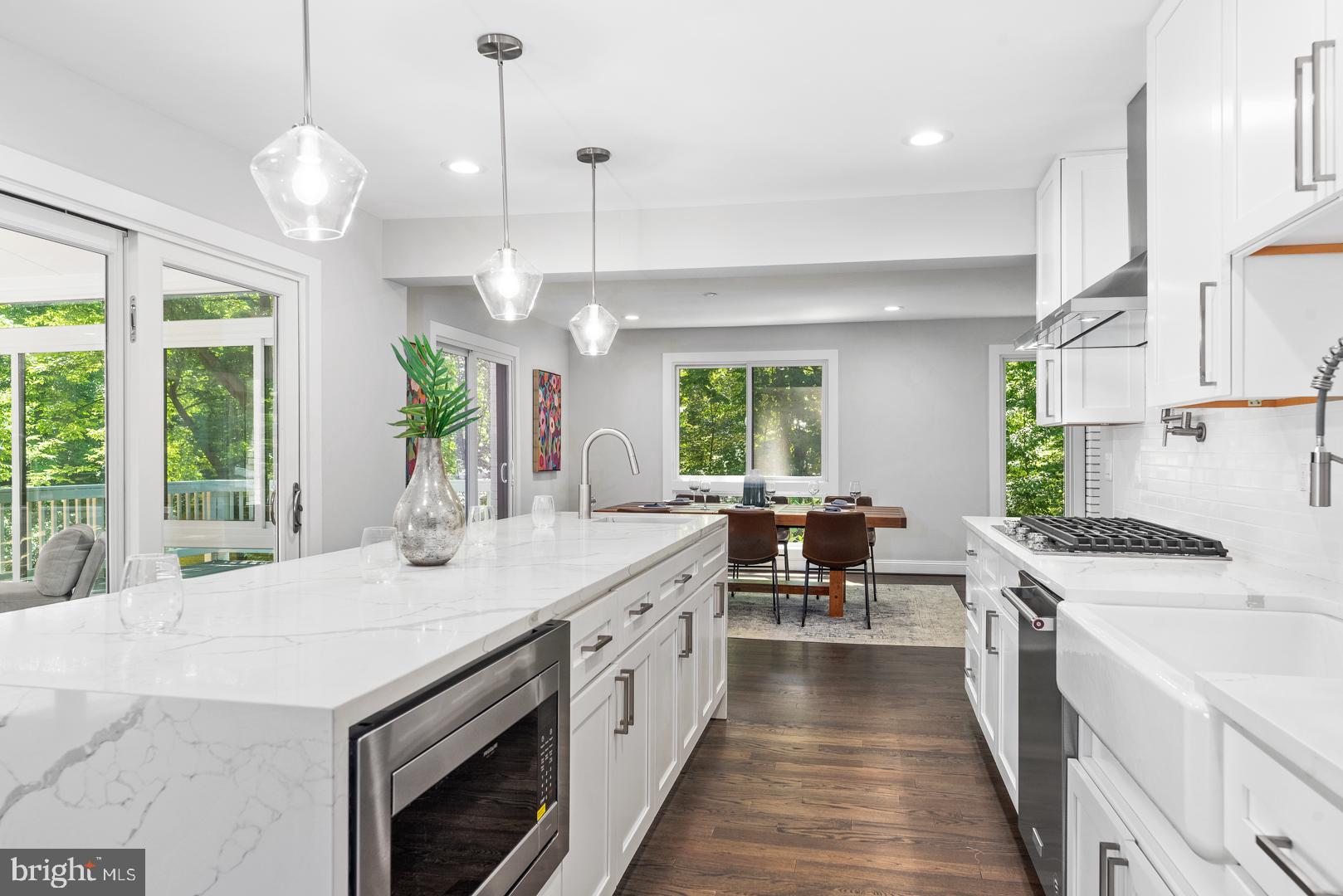 11707 Vale Road Oakton, VA 22124 - Photo 22 of 79 Gallery Image 22