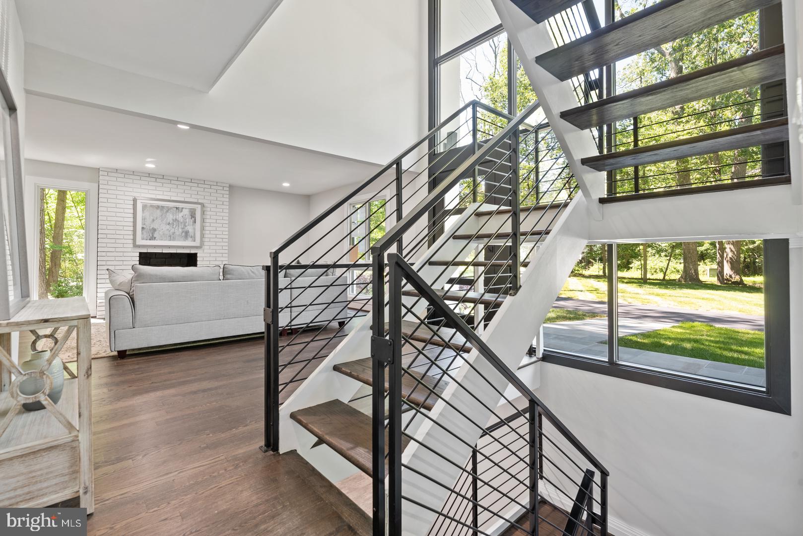 11707 Vale Road Oakton, VA 22124 - Photo 29 of 79 Gallery Image 29