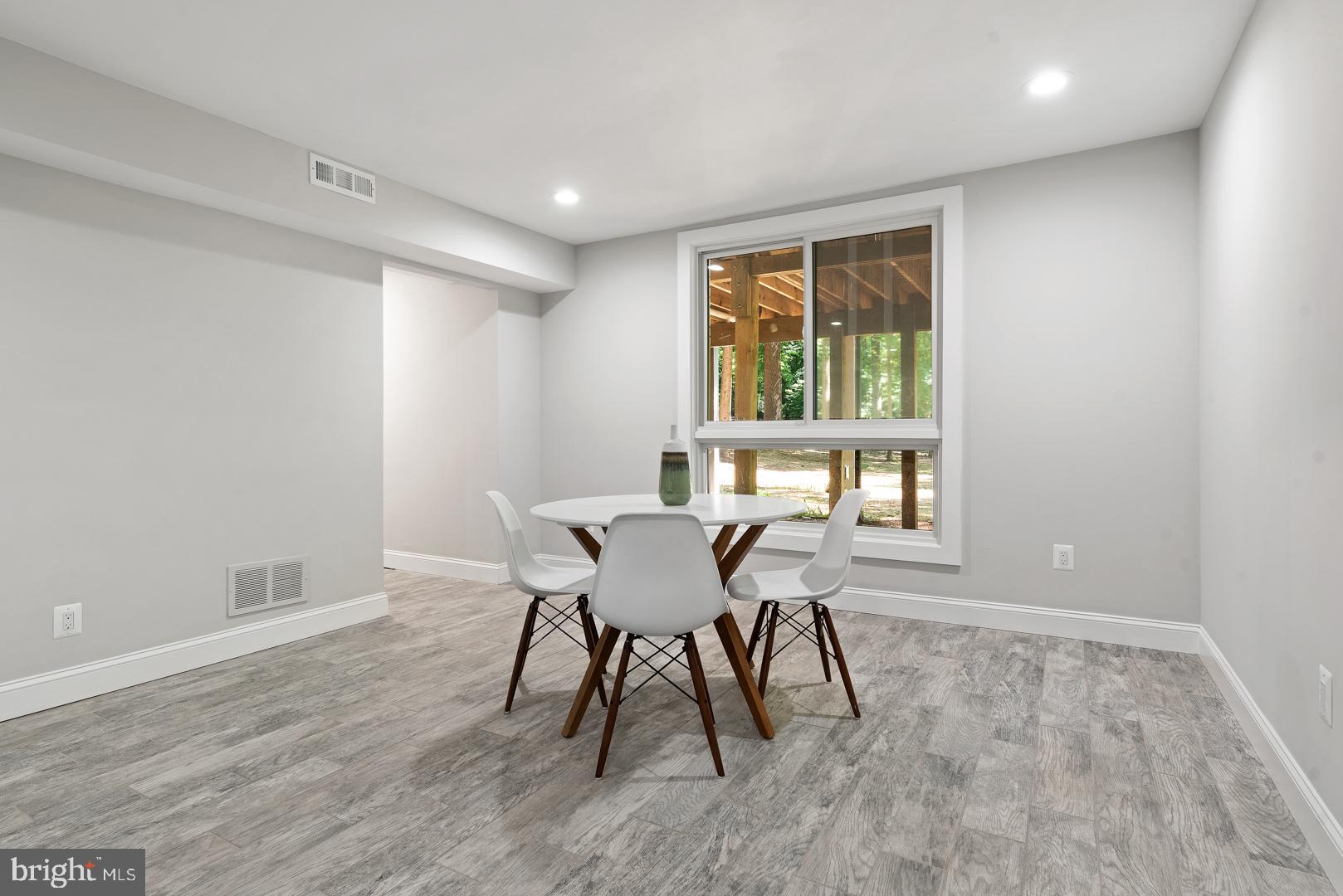 11707 Vale Road Oakton, VA 22124 - Photo 56 of 79 Gallery Image 56