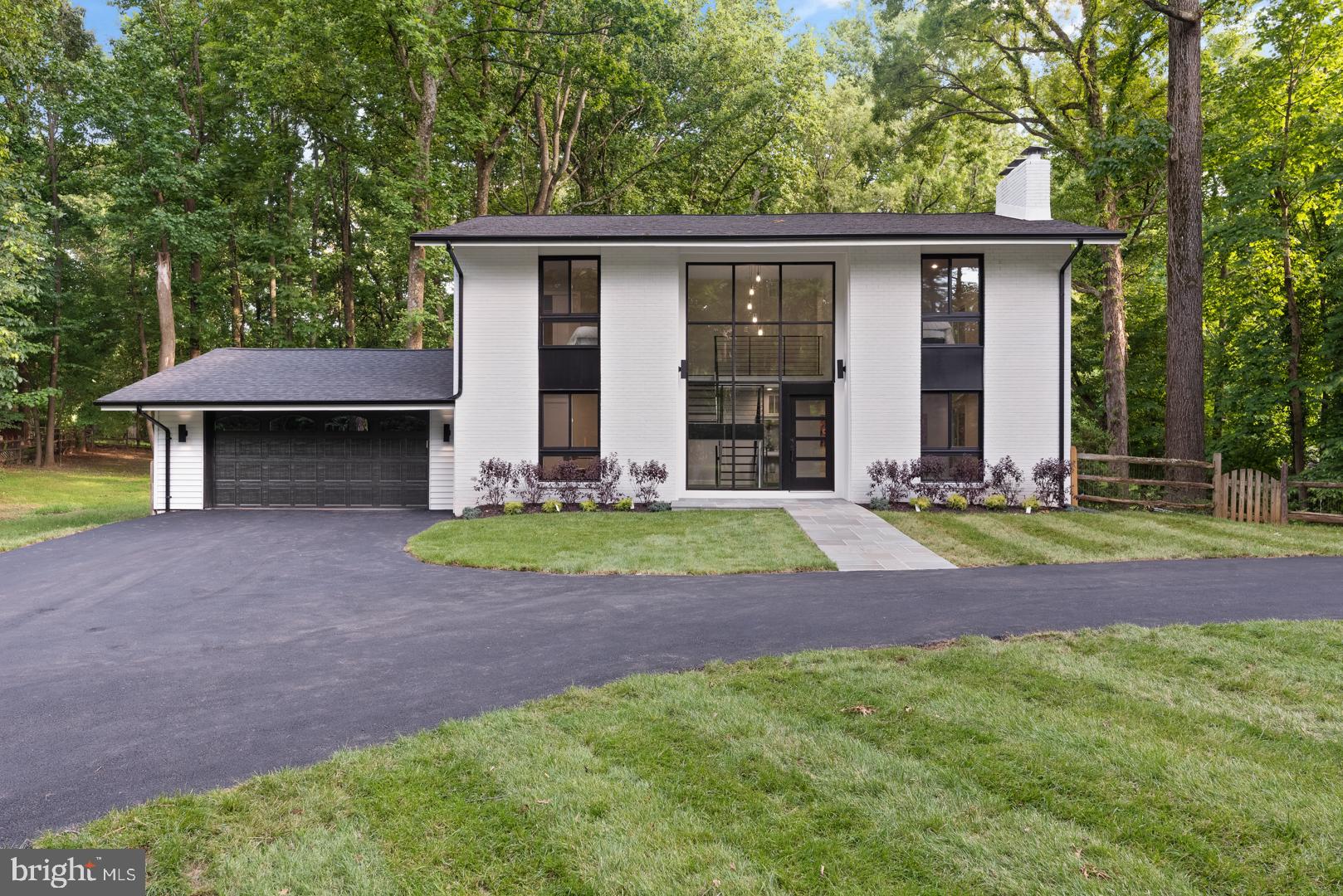 11707 Vale Road Oakton, VA 22124 - Photo 9 of 79 Gallery Image 9