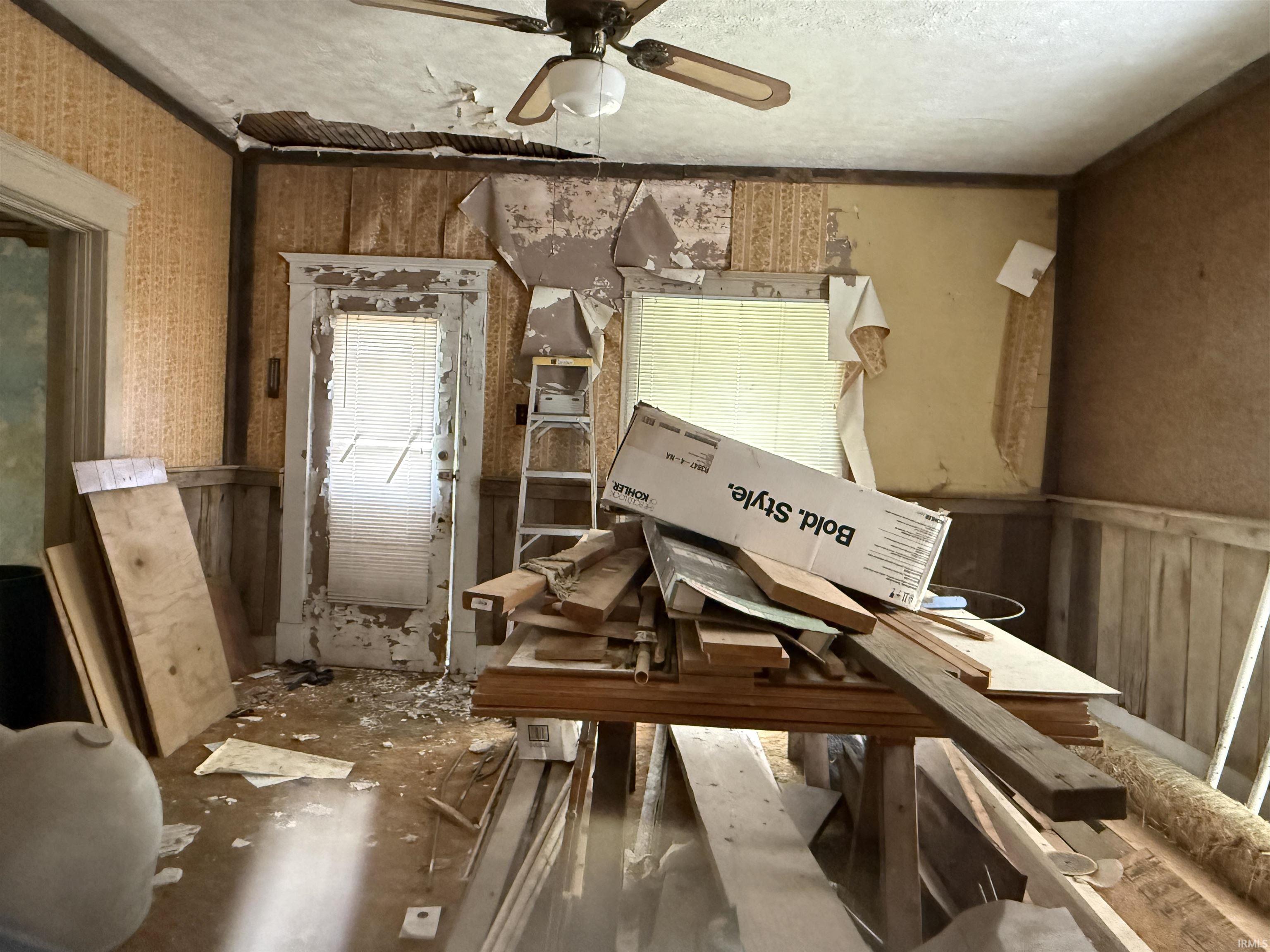 1310 4th Street Bedford, IN 47421 - Photo 3 of 6