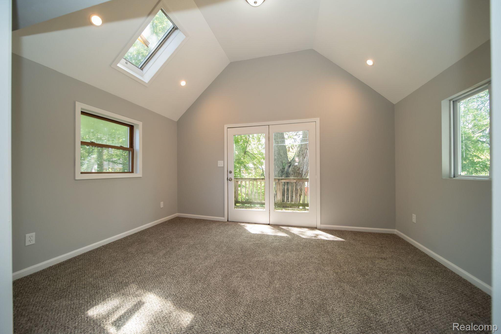 735 Menominee Road Pontiac, MI 48341 - Photo 49 of 93 Gallery Image 49