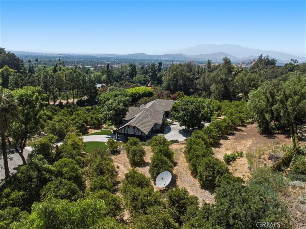 2445 Rolling Ridge Road Riverside, CA 92506 - Photo 74 of 75
