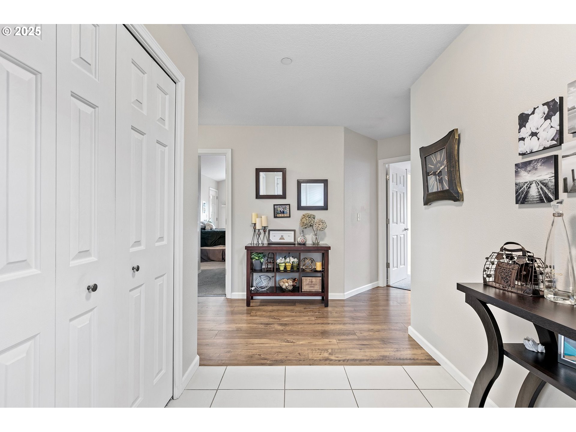 30366 Southwest Ruth Street, Unit 70 Wilsonville, OR 97070 - Photo 5 of 46 a view of living room filled with furniture and rug