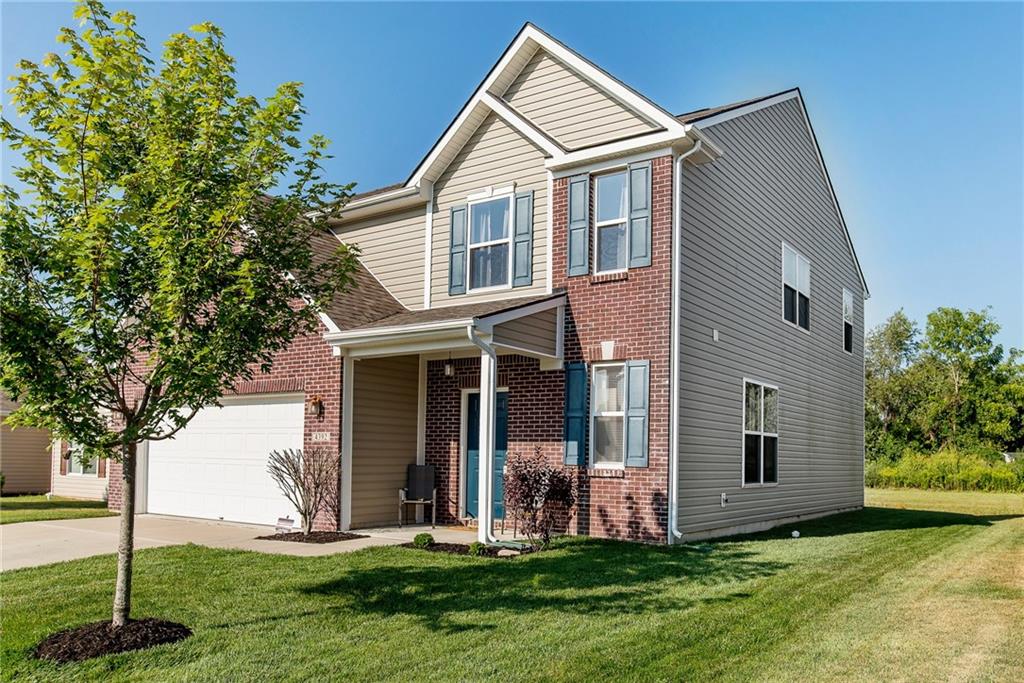 4392 Raintree Road Indianapolis, IN 46234 - Photo 2 of 30