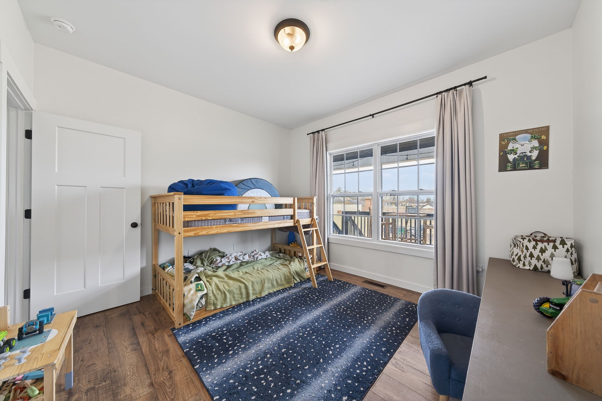 652 Clog Valley Road Sparta, TN 38583 - Photo 21 of 38 a bedroom with a bed and a window