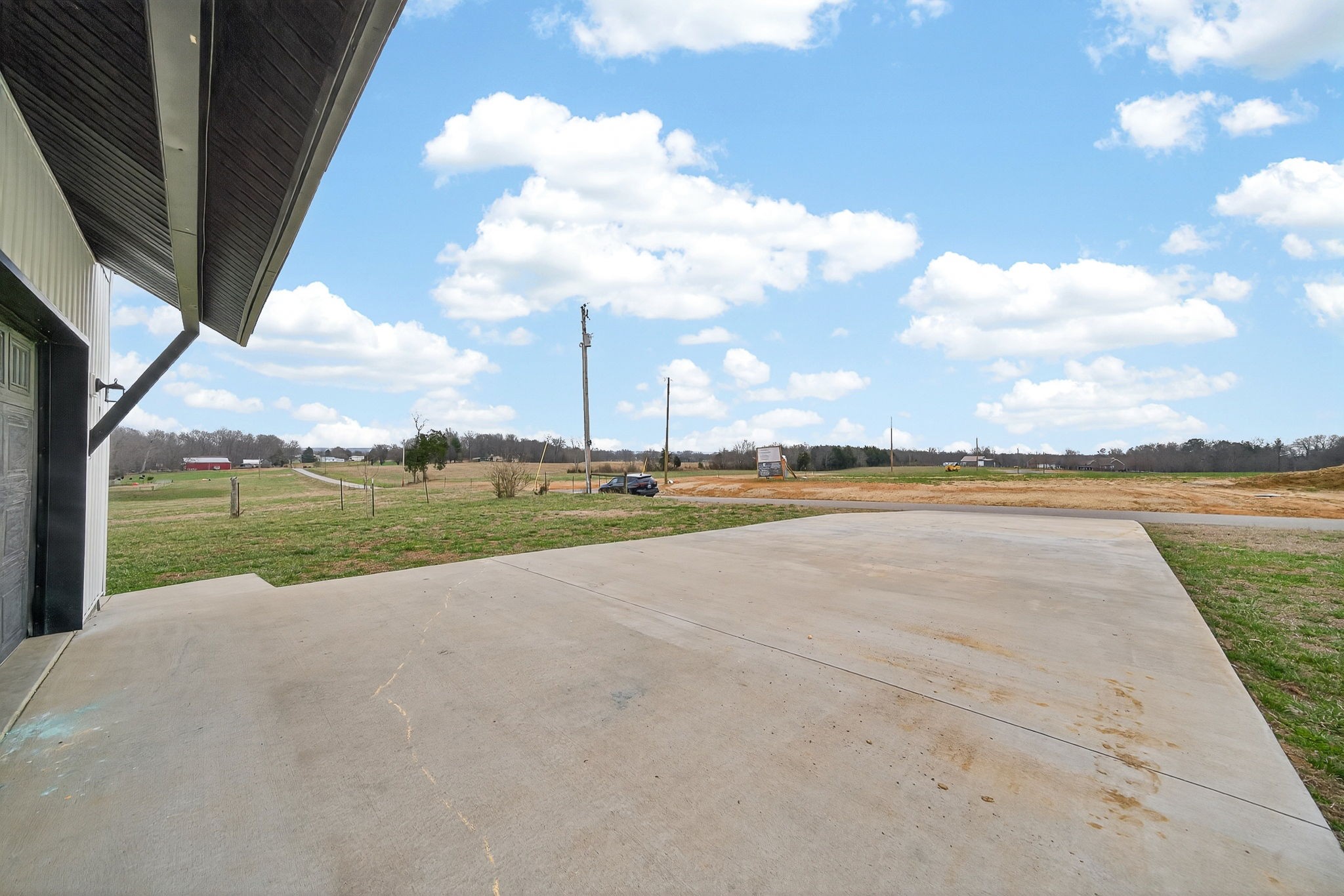 652 Clog Valley Road Sparta, TN 38583 - Photo 35 of 38 a view of a lake