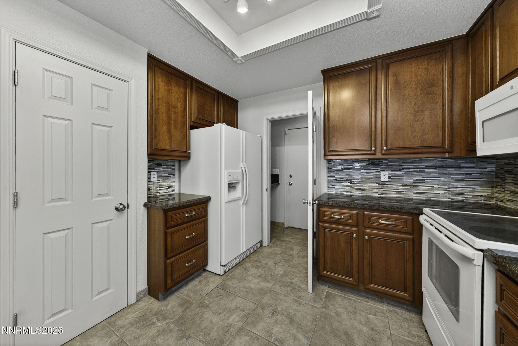 3001 Alpine Creek Road Reno, NV 89519 - Photo 14 of 40 14