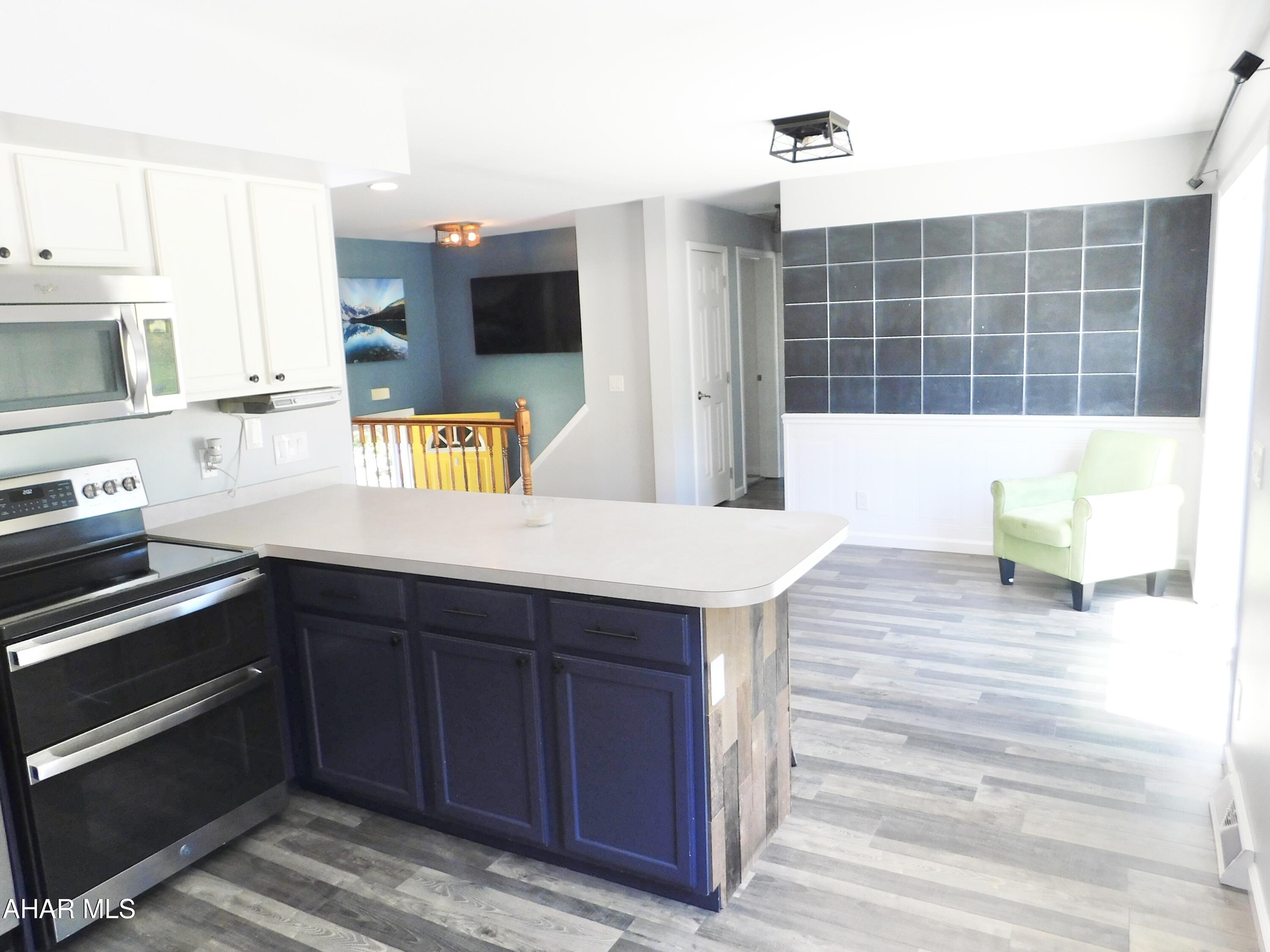2037 Reightown Road Tyrone, PA 16686 - Photo 9 of 46 Kitchen