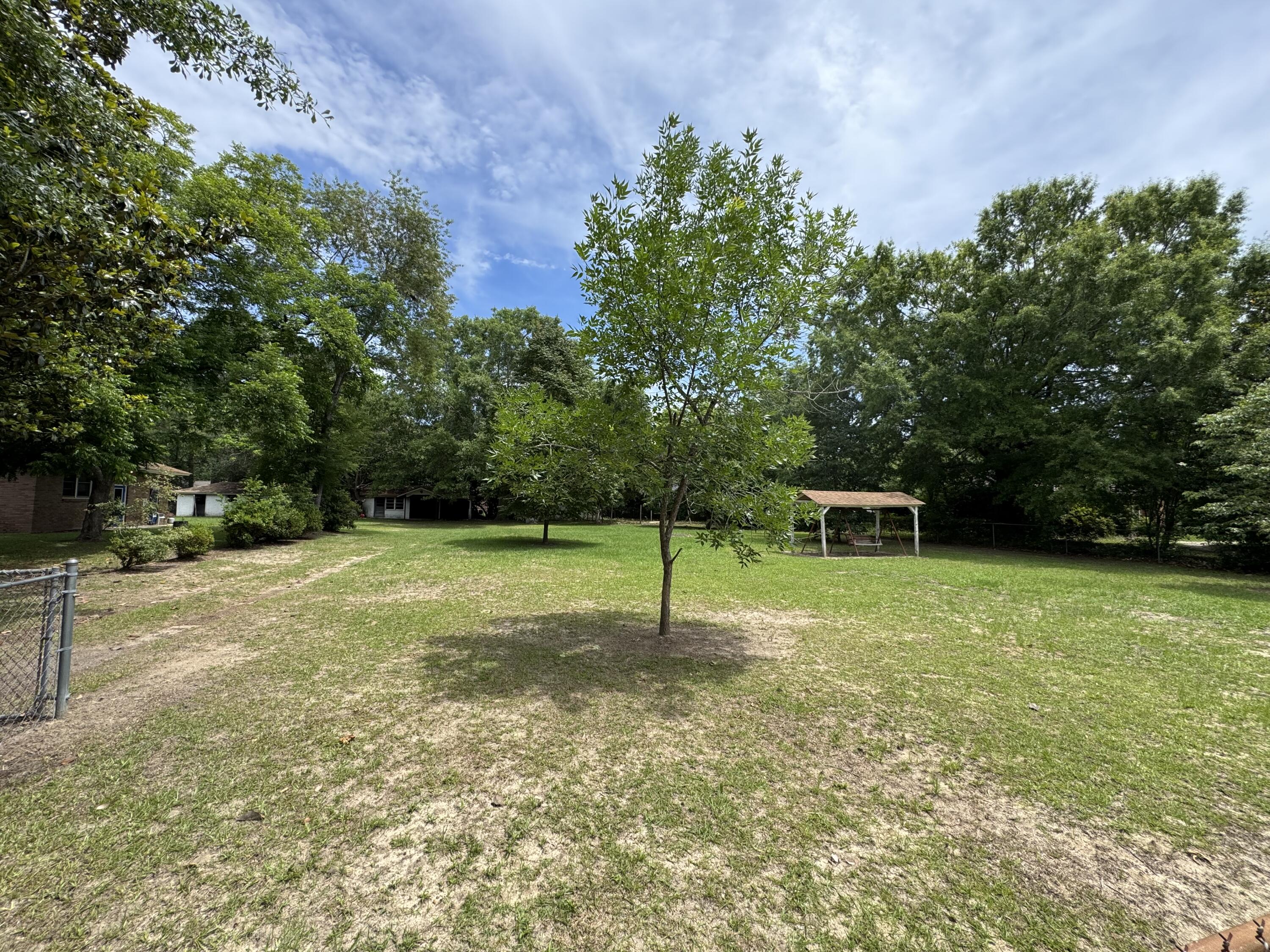 2245 Garrison Street Sumter, SC 29154 - Photo 5 of 28 IMG_6120