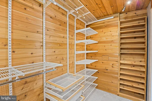 $5,400 | 13200 Caroline Court, Herndon, VA 20171